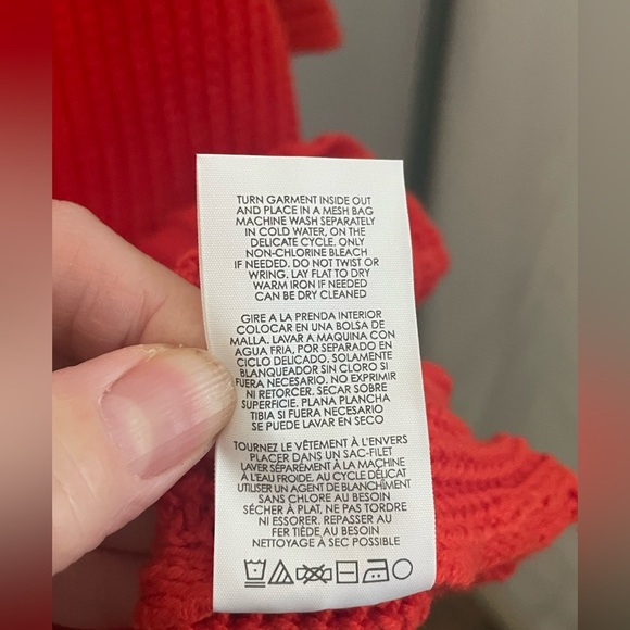 Cabi red‎ v neck sweater size small - Picture 5 of 9